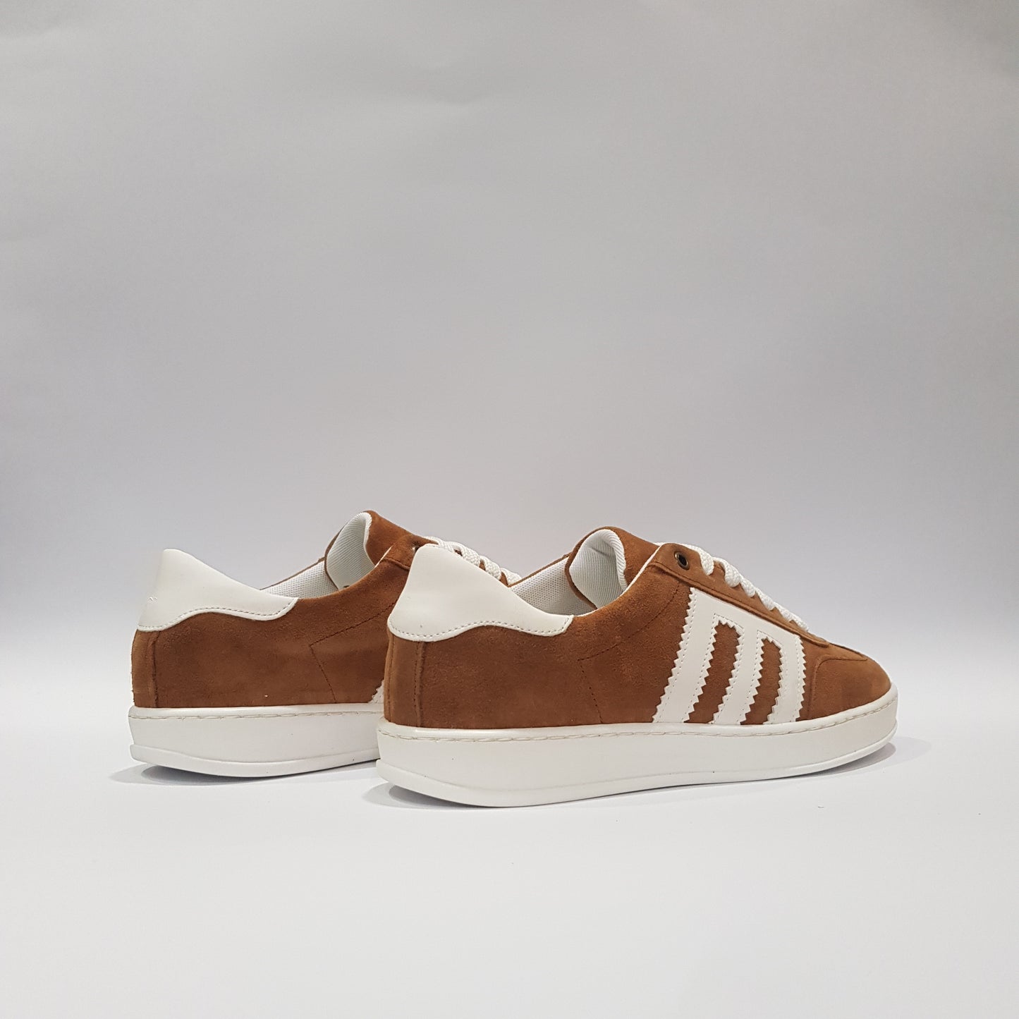 Sneakers in camoscio - S622CP