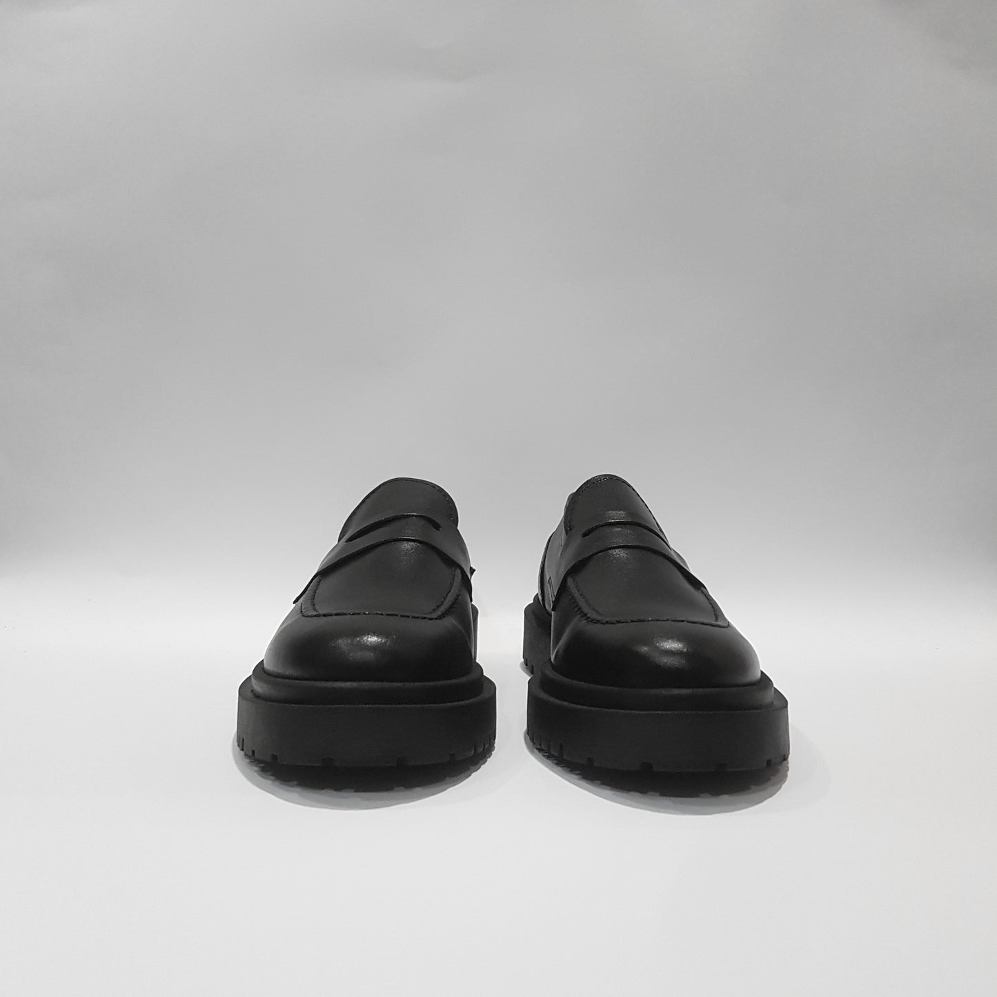 Mocassino in pelle con fondo roccia - M4044P
