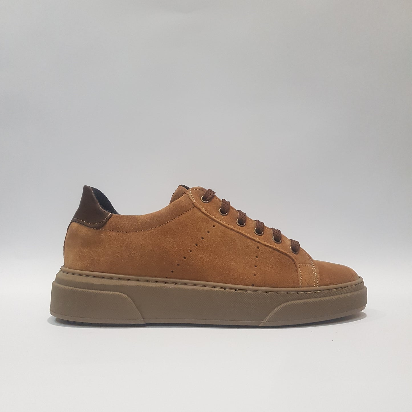 Sneakers in camoscio con dettaglio in pelle - S9006CP