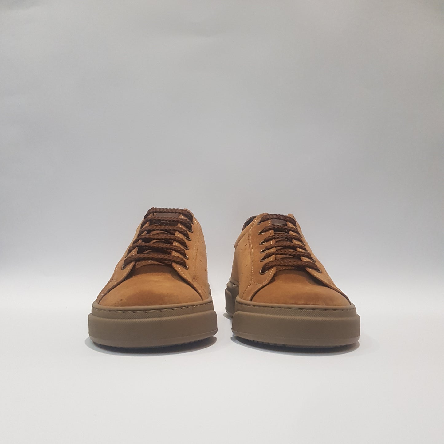 Sneakers in camoscio con dettaglio in pelle - S9006CP
