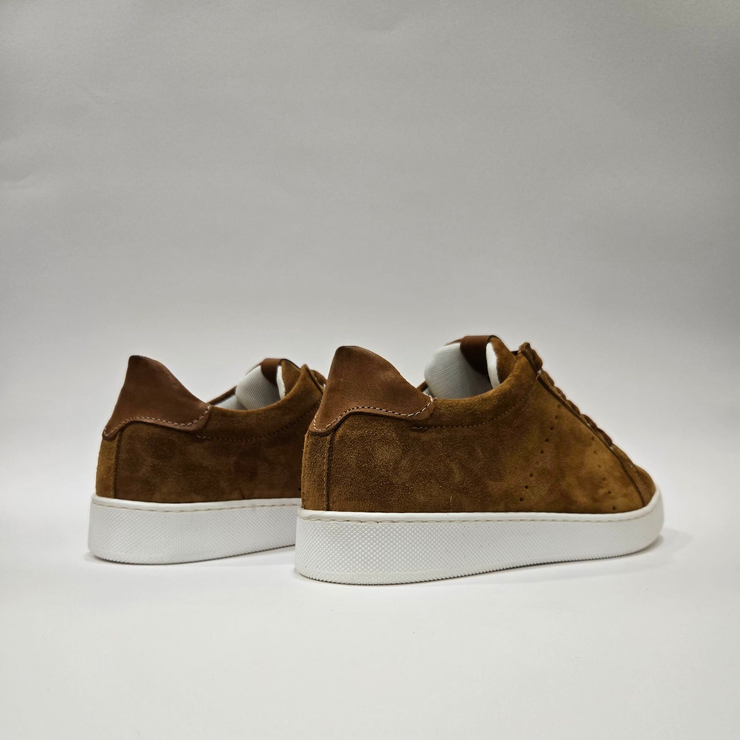 Sneakers in camoscio - S6106C