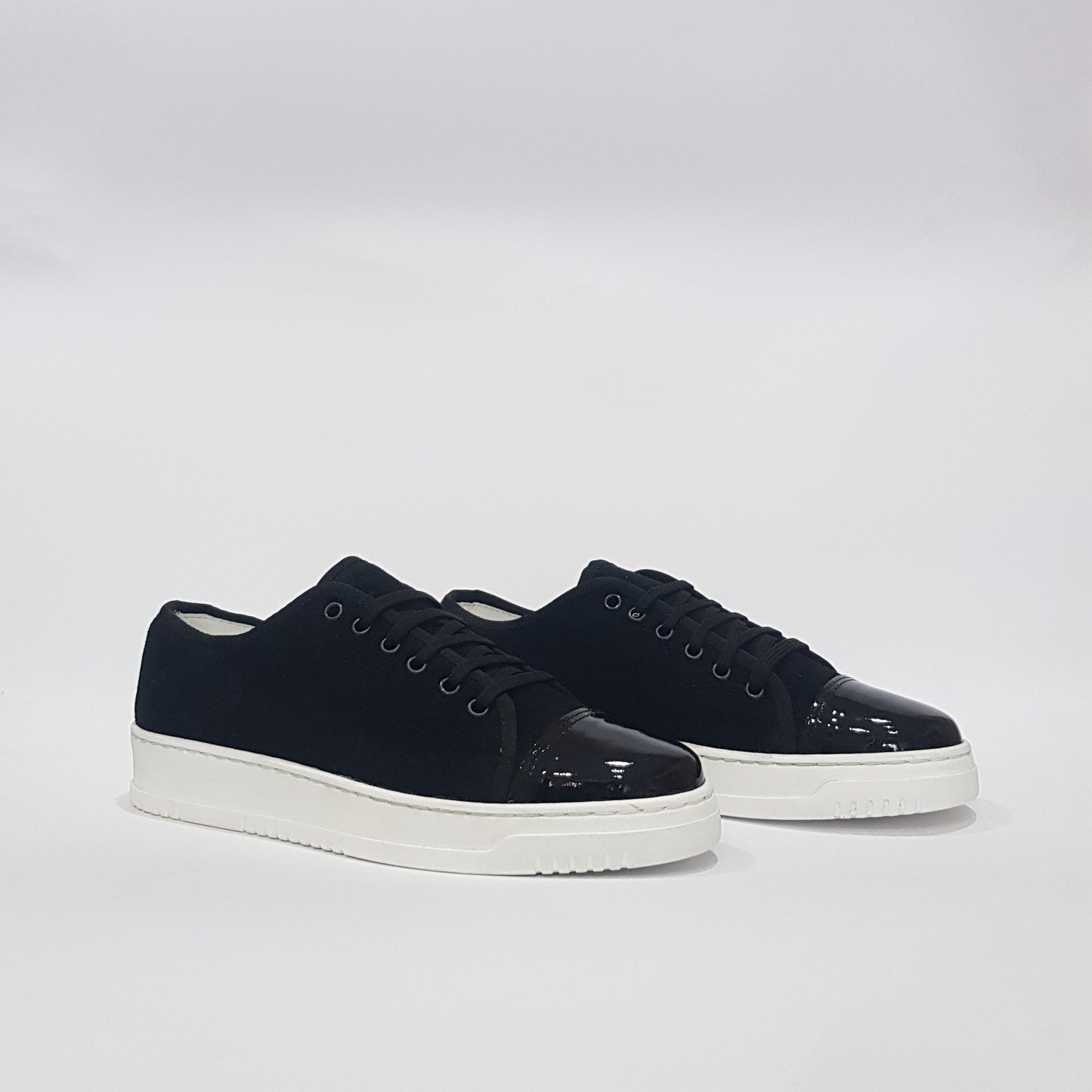 Sneakers in camoscio - S5015CV