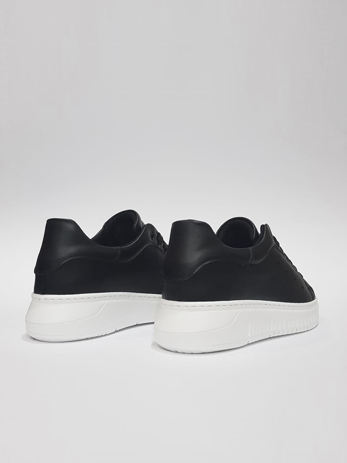 Sneakers in pelle - ARM150P