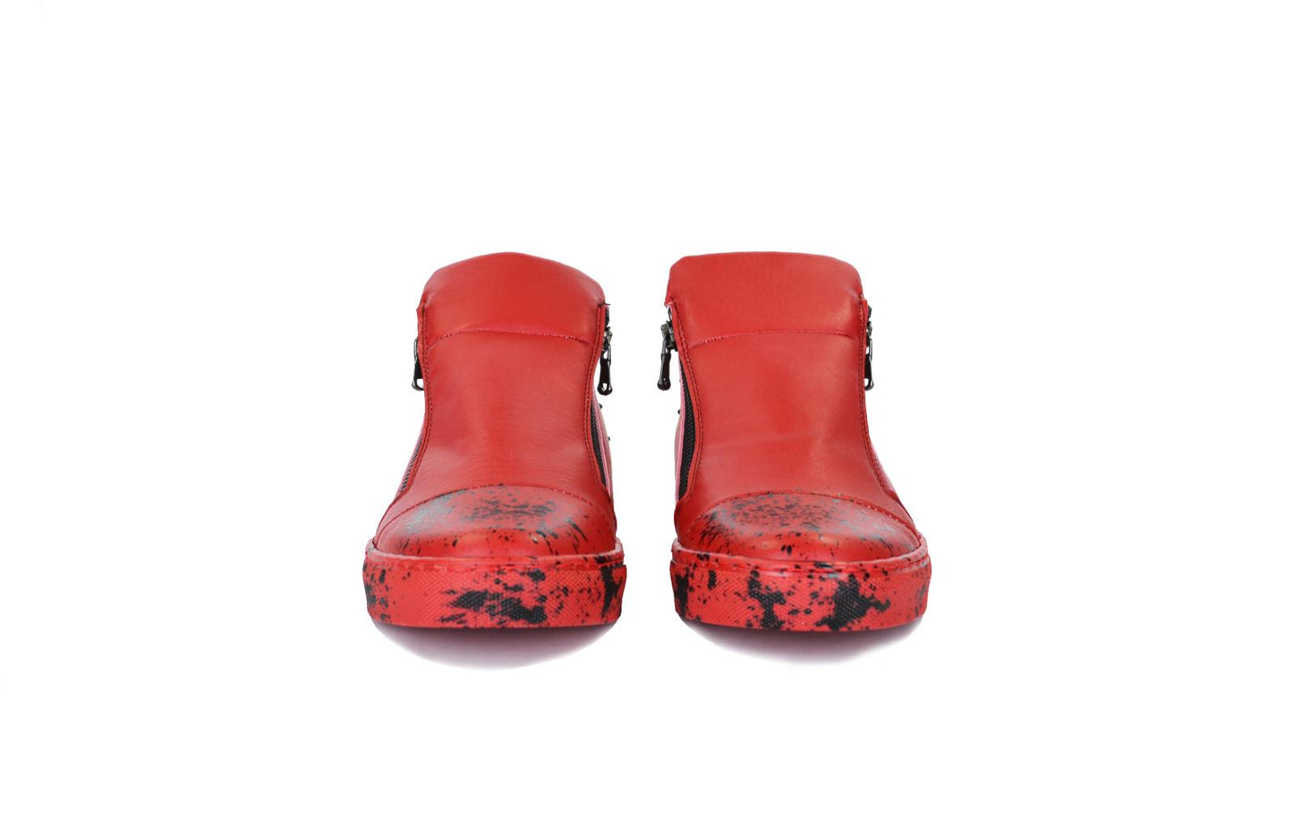 Sneakers in pelle con zip e borchie