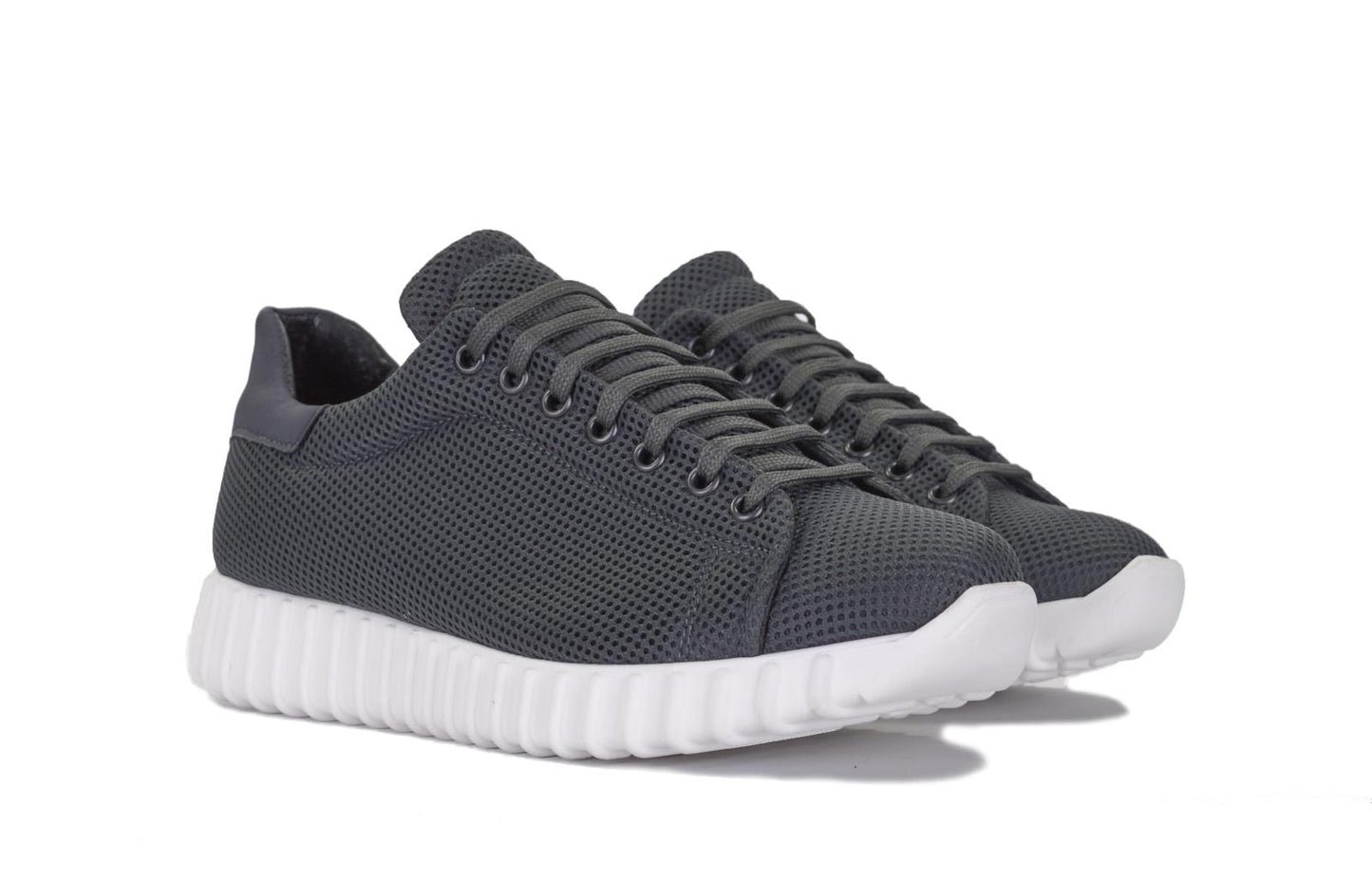 Sneakers in microrete - Y52R