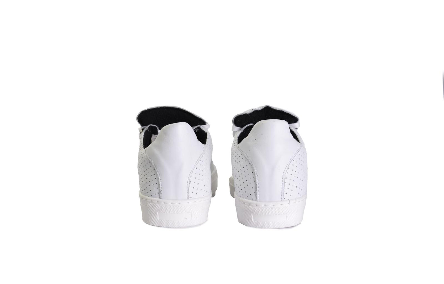 Sneakers in pelle forata - B3000F