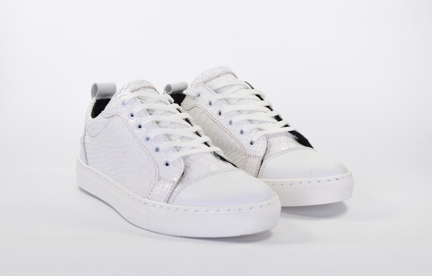 Sneakers in pelle squamata - 1970