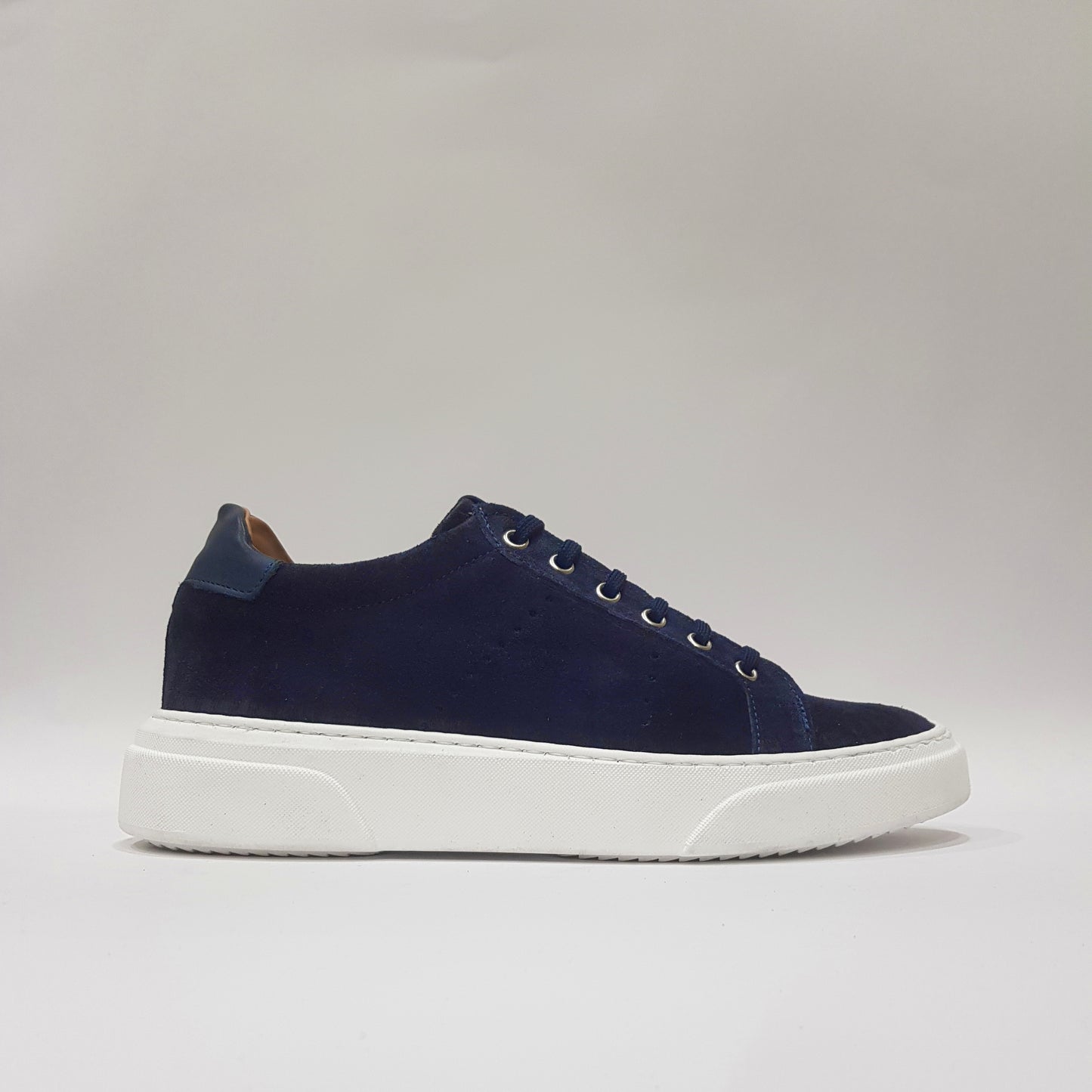 Sneakers in camoscio - S9006C