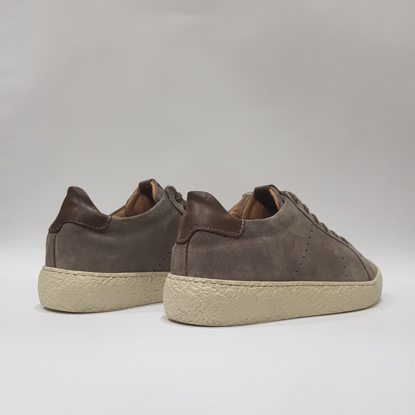 Sneakers in camoscio - S2006C