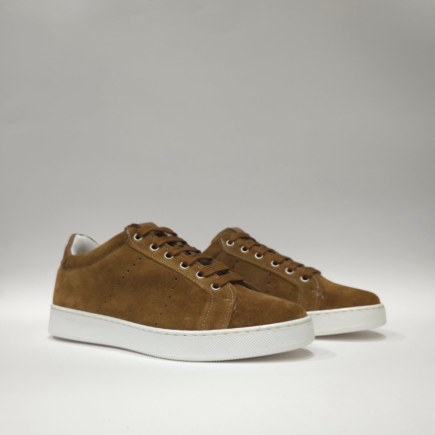 Sneakers in camoscio - S6106C