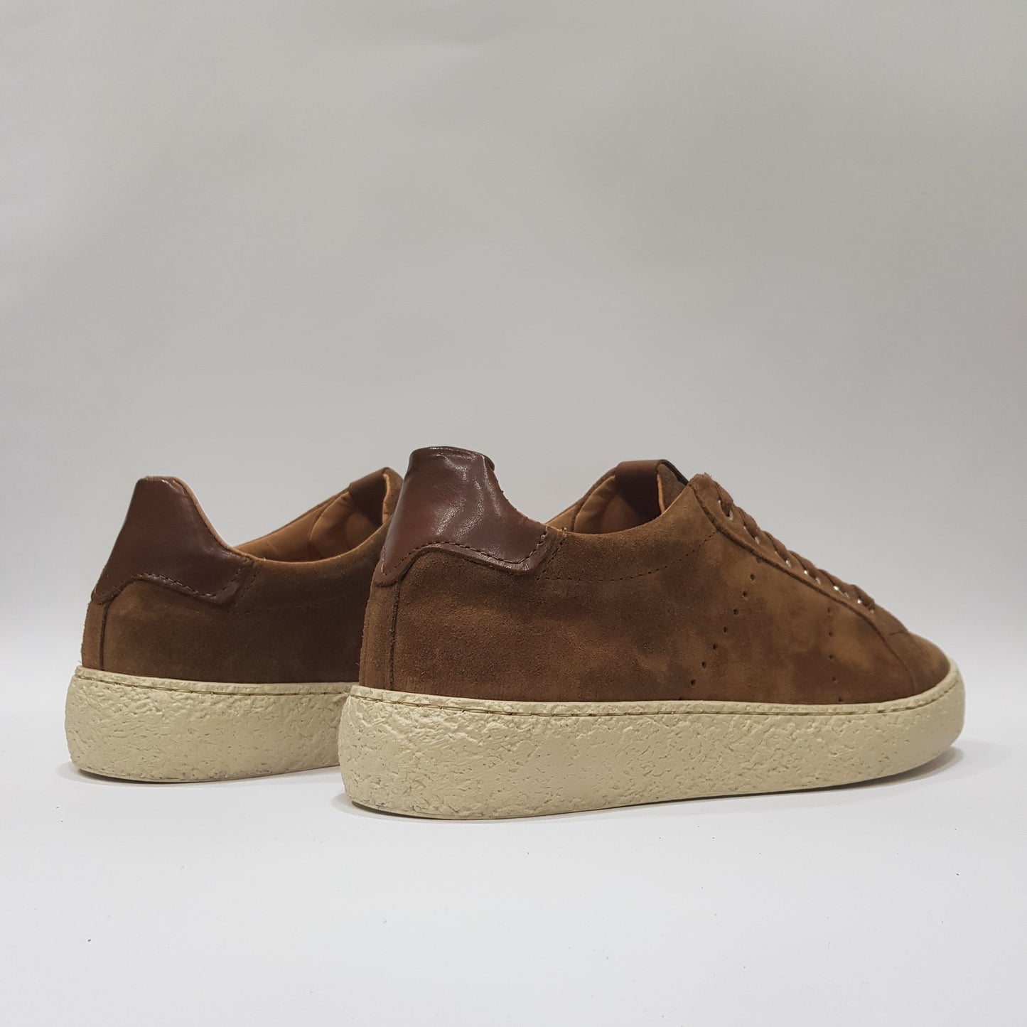 Sneakers in camoscio - S2006C