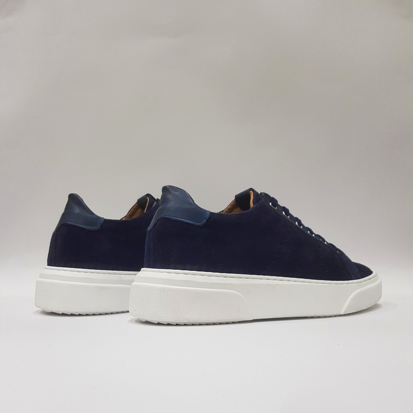 Sneakers in camoscio - S9006C